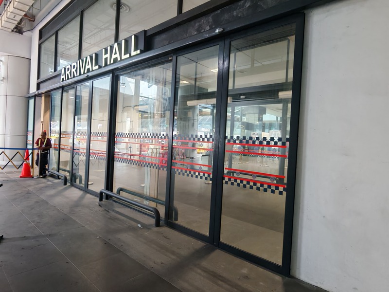Checkpoint - High Flow Auto Sliding Doors